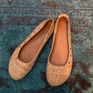 Gentle Souls flats great condition !